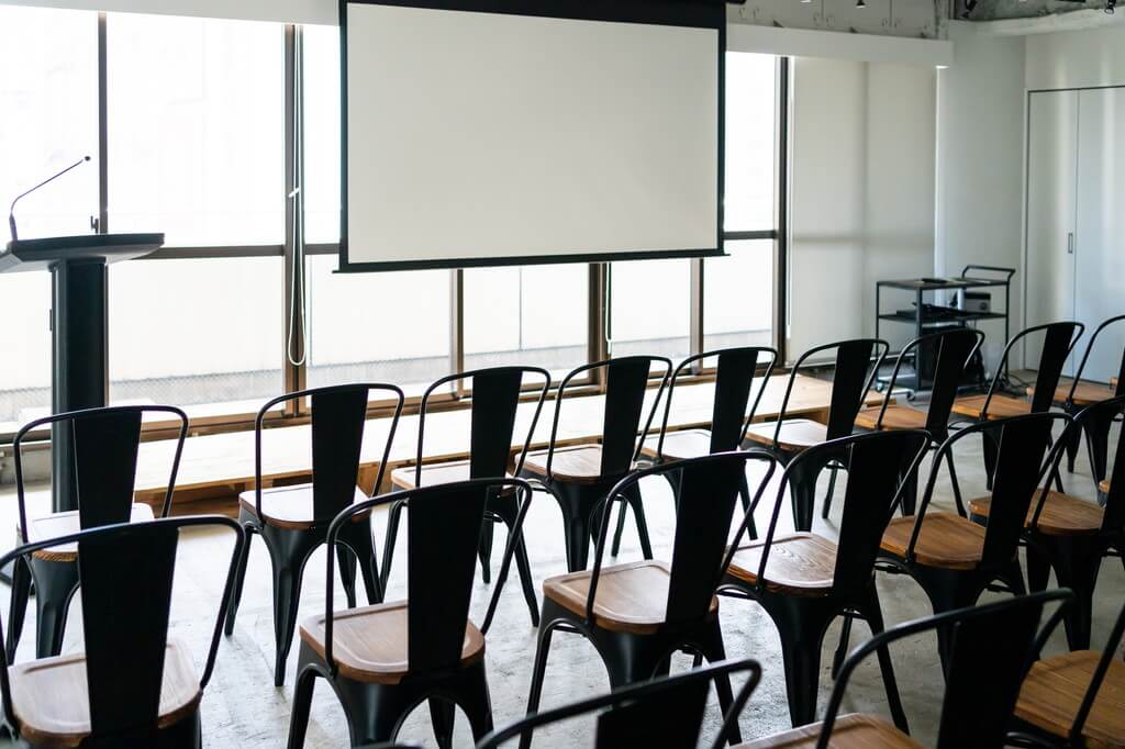 債権者集会は荒れることはあるのか 基礎知識や流れも紹介 会社倒産手続き Com Make A Comeback